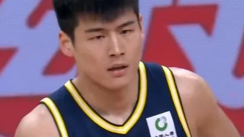 韩篮内线受挫，法队多点开花有望扩大领先